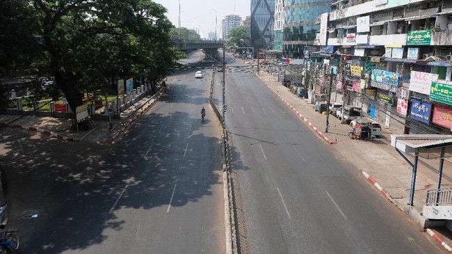 Foto Yangon Sunyi Senyap Ditinggal Mogok Demonstran Myanmar