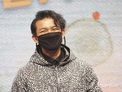 Rio Dewanto Menang Fashionable Man di Insert Fashion Award 2021