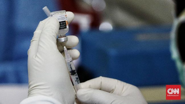 Dokter memberikan beberapa hal yang perlu dipersiapkan sebelum vaksinasi Covid-19 saat puasa.
