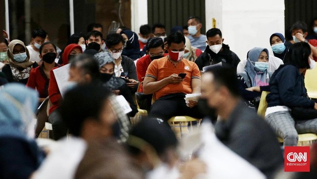Kasus positif virus corona bertambah 4.345 orang pada Sabtu (3/4). Secara total, ada 1.527.524 kasus positif Covid-19 di Indonesia.