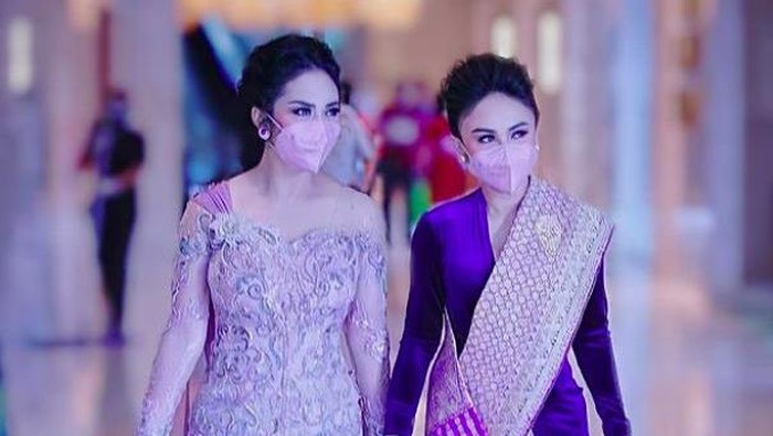 Yuni Shara dan Krisdayanti