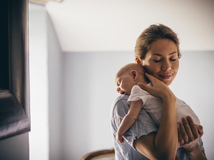 Kisah 3 Bunda Tangguh, Lahirkan Bayi Kembar di Tengah Badai Topan