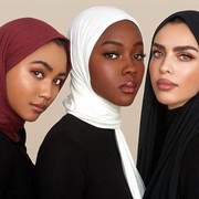 5 Tips Memilih Pashmina Sesuai Bentuk Wajah