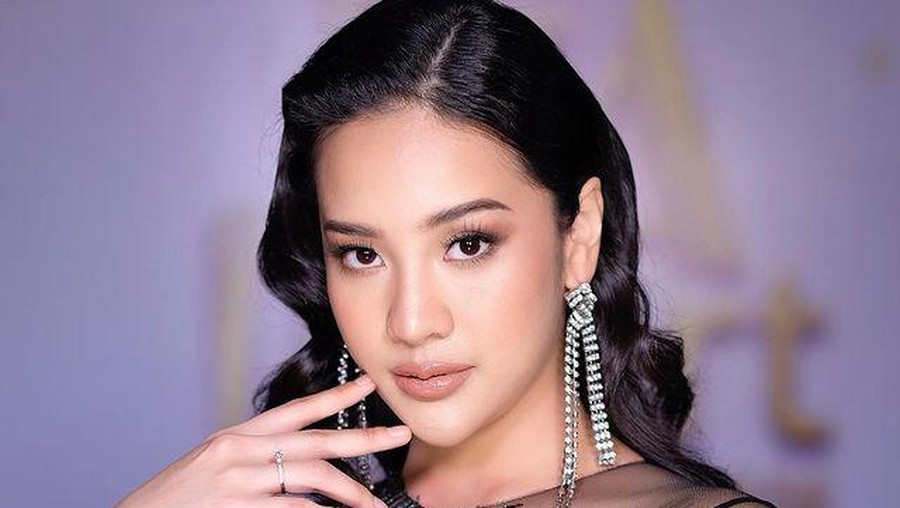 Anya Geraldine