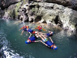 Body Rafting Menjelajah Sungai Ciwayang Pangandaran, Seru Gila!