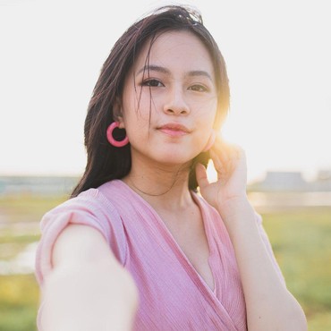 Heboh Video Adhisty Zara Ciuman, Kakak Singgung Soal Saudara Beda Sifat