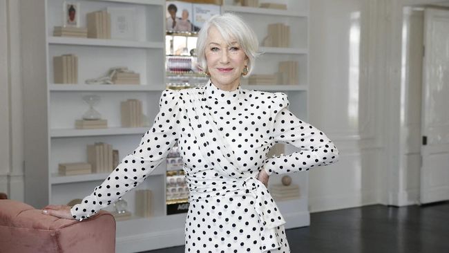 Pemeran film The Fate of the Furious, Helen Mirren, dikabarkan bergabung sekuel film Shazam! yang bertajuk Shazam! Fury of the Gods.