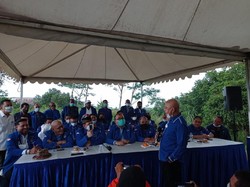 Saling Serang Demokrat vs Kubu Moeldoko soal Konpers dari Hambalang