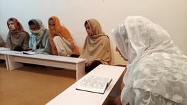 Madrasah Transgender Pertama di Pakistan Meretas Batas Sosial