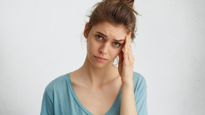 Sudah Dirawat dengan Skincare, Kenapa Mata Panda Masih Muncul?