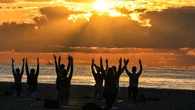 Alasan Hari Yoga Diperingati saat Titik Balik Matahari