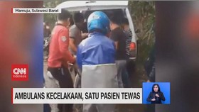 VIDEO: Ambulans Kecelakaan, Satu Pasien Tewas