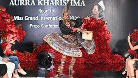 Aurra Kharisma Bawa 'Sate Madura' di Miss Grand International