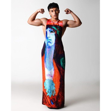 5 Potret Jefri Nichol yang Disebut Mirip Harry Styles