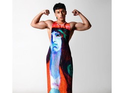 5 Potret Jefri Nichol yang Disebut Mirip Harry Styles