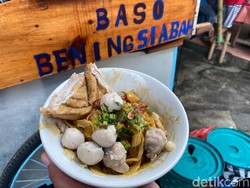 Jajan Baso Bening Si Abah yang Tersohor di Gang Aut Bogor