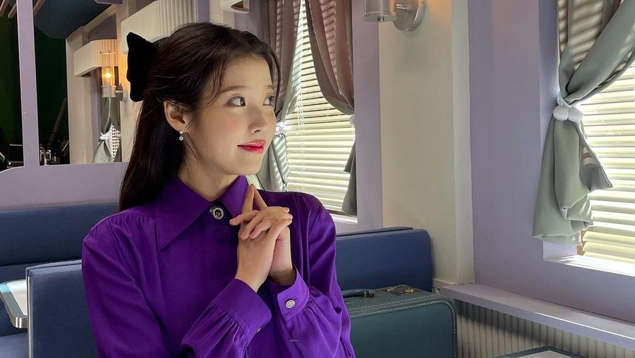 Lirik Lagu Lilac - IU