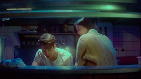 Jackson Wang Bawa Nuansa 80-an di Video Musik Terbaru