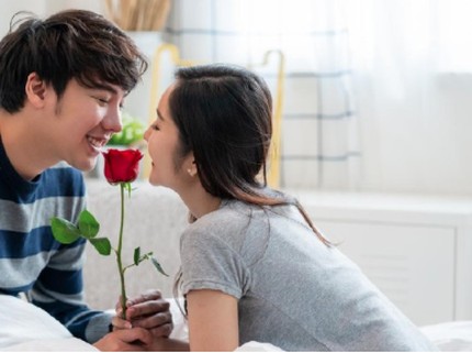 Prediksi Asmara Hari Ini, Zodiak Capricorn Bakal Dapat Kejutan dari Suami