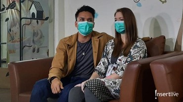 Istri Heran Anak Lebih Anteng saat Digendong Randy Pangalila