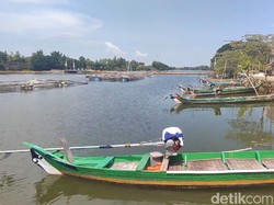 Warga Lamongan Sulap Bengawan Mati Jadi Tempat Budidaya Ikan Keramba