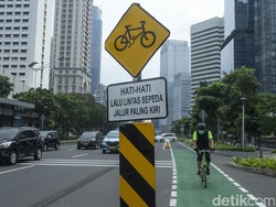 Pemprov DKI Gelar Sayembara Desain Jalur Sepeda Terproteksi