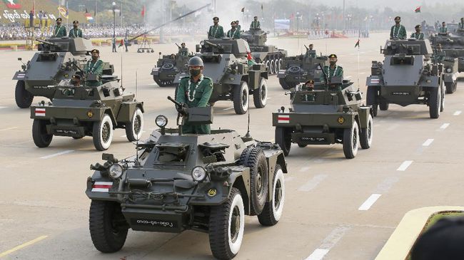 RI-ASEAN Tolak Embargo Senjata Myanmar di Draf Resolusi PBB Indonesia dan delapan negara ASEAN menolak embargo senjata Myanmar yang sebelumnya diusulkan dalam draf resolusi PBB.