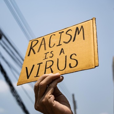 Jangan Sampai Tanpa Sadar Bersikap Rasis, Kenali Tanda-tandanya di Pergaulan