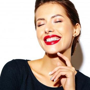 img-title Kapan Waktu yang Tepat untuk Memakai Produk Anti Aging?