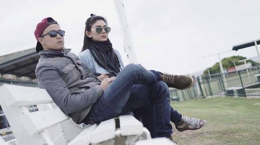 Kabar Thalita Latief menggugat cerai sang suami, Dennis Lyla mengejutkan publik. Yuk, Intip lagi momen harmonisnya mereka berdua yang tinggal kenangan!