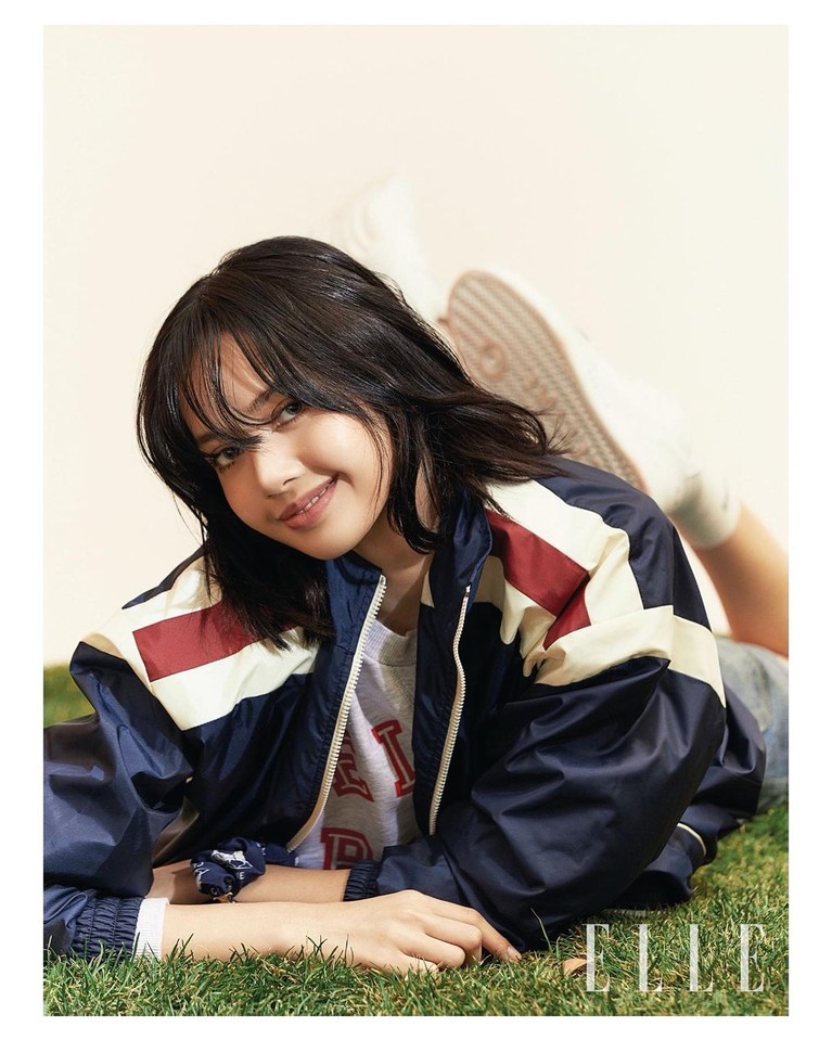 Lisa BLACKPINK Berulang Tahun Ke-24, Yuk Intip Cantiknya Lisa! Lisa BLACKPINK berulang tahun ke-24 pada sabtu (27/3). Yuk intip cantiknya Rapper BLACKPINK ini!