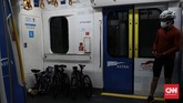 FOTO: MRT Jakarta Ramah Sepeda Non-Lipat Pemprov DKI mengatur kebijakan baru dengan mengizinkan sepeda non lipat masuk gerbong MRT dengan sejumlah syarat.