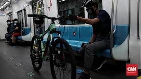 FOTO: MRT Jakarta Ramah Sepeda Non-Lipat