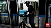 FOTO: MRT Jakarta Ramah Sepeda Non-Lipat Pemprov DKI mengatur kebijakan baru dengan mengizinkan sepeda non lipat masuk gerbong MRT dengan sejumlah syarat.