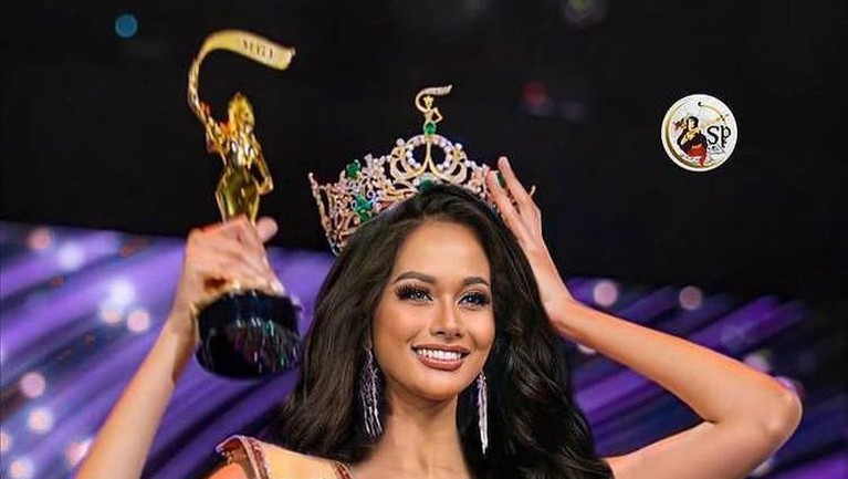 Potret Aurra Kharishma Raih 3rd Runner Up Miss Grand International 2020 ...