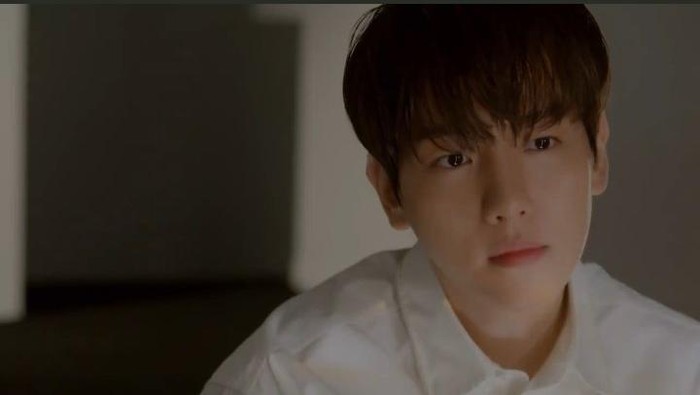 Sebelum Wajib Militer, Baekhyun EXO Sapa Penggemar Melalui Comeback BAMBI