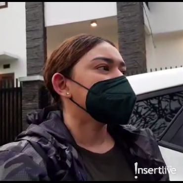 Sambil Tahan Tangis, Thalita Latief Buka Suara soal Gugatan Cerai untuk Suami