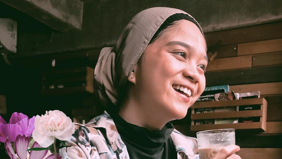 Lirik Lagu Pinjam Peluk - Agseisa Galuh Putri