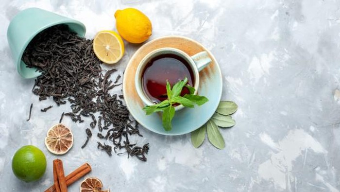 Bikin Awet Muda, Inilah 7 Manfaat Ampas Teh untuk Kecantikan