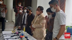 Desiree Bantah Ambil Barang Hotma Sitompul Tanpa Izin