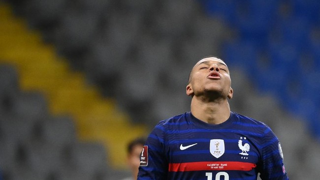 Kylian Mbappe mengungkapkan akar masalah yang membuat cekcok dengan Olivier Giroud di timnas Prancis jelang Euro 2020 (Euro 2021).