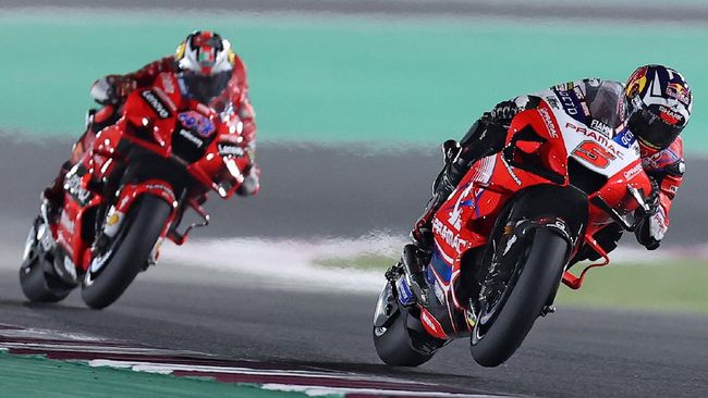 Keseruan MotoGP Doha dan Moto2 Doha 2021 di Sirkuit Losail bisa disaksikan secara Live streaming di CNNIndonesia.com.