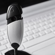 Selalu Waspada! Tips Menghindari Spy Cam di Tempat Umum