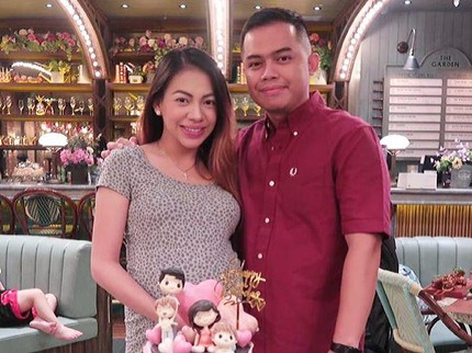 Kezia Karamoy Melahirkan Anak Ketiga, Suami Melawak Demi Istri Saat Persalinan