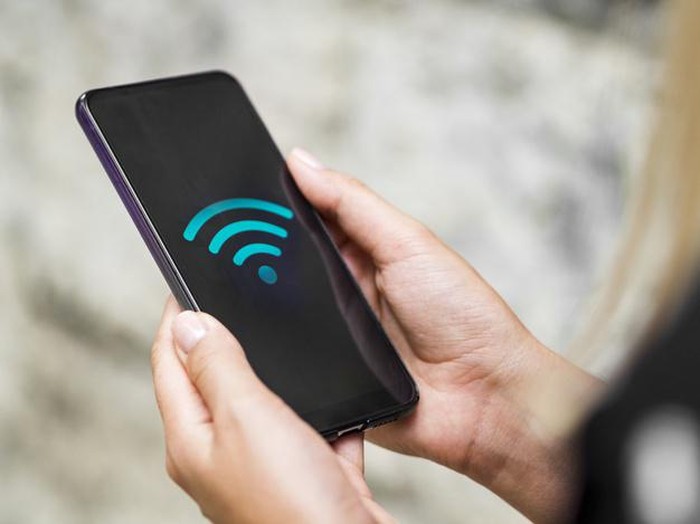 Mendeteksi dengan WiFi Ponsel