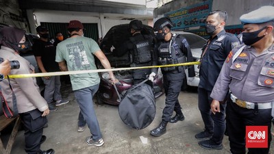 FOTO: Membongkar Jaringan Teror Bom Makassar di Condet
