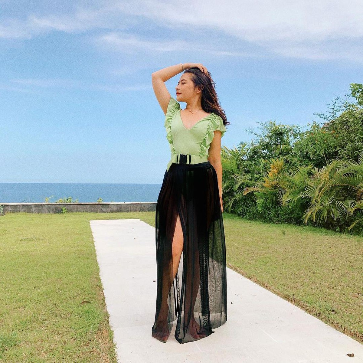 Prilly Latuconsina artis cantik multitalenta ini dikatakan banyak bikin cowok minder&period; Yuk&comma; Lihat bagaimana pesona Prilly Latuconsina&excl;