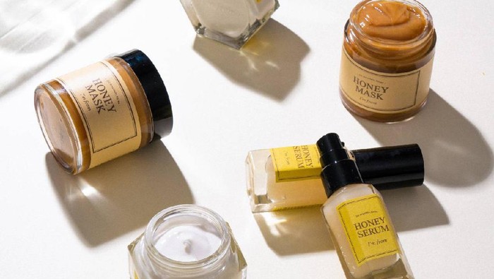 Mau Kulit Lembut dan Cerah Bersinar? Cobain Rangkaian Holy Grail I'm From Honey Mau Kulit Lembut dan Cerah Bersinar? Cobain Rangkaian Holy Grail I'm From Honey