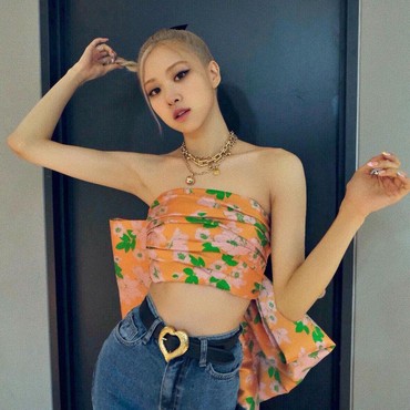 Rose BLACKPINK Beri Kode MV 'Gone' Bakal Segera Rilis