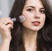 Say No More to Cakey Makeup! Ikuti Tips Makeup Paling Gampang Ini